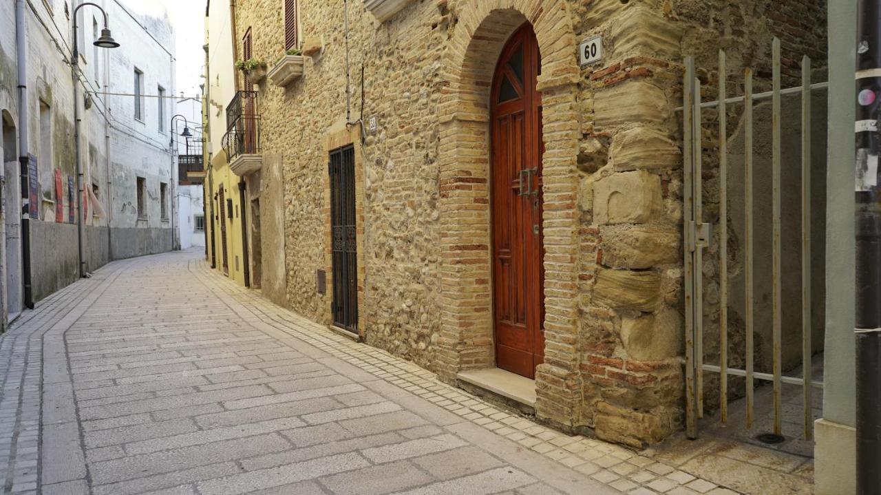 Monolocale Nel Borgo Antico, A Due Passi Dal Mare E Dal Porto Apartment Termoli Exterior photo